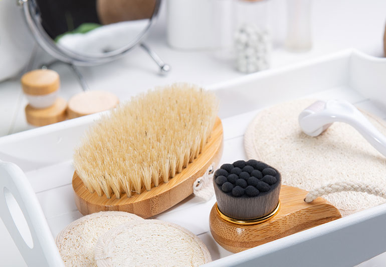 The Benefits of Dry Brushing for Smooth, Soft Skin