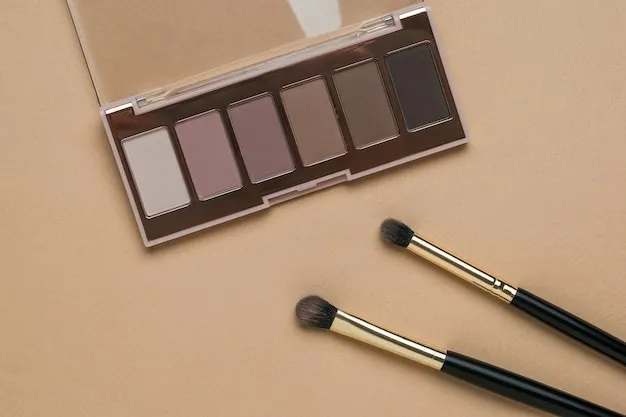 How To Blend Eyeshadow Like A Pro For Beginners